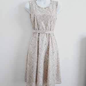 Catherine Malandrino Floral Lace Sheath Midi Dress Beige Gray SZ 0